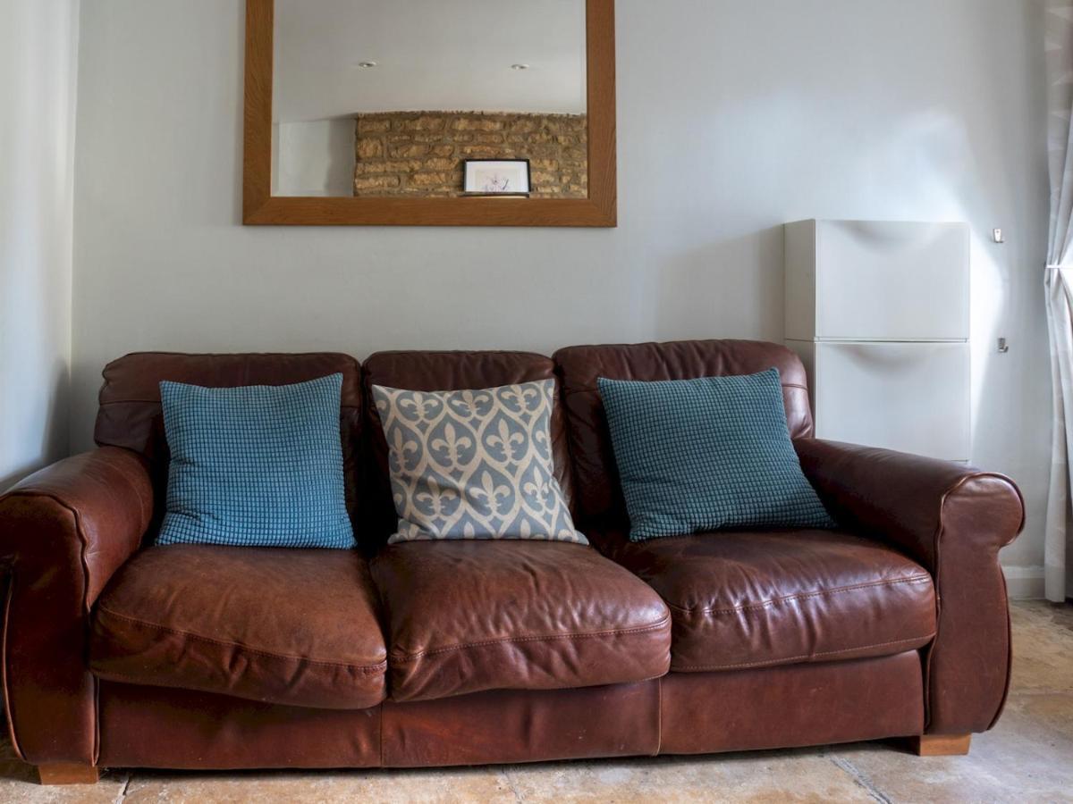Quarry Cottage Courtyard Garden Pass The Keys Cirencester Exteriér fotografie