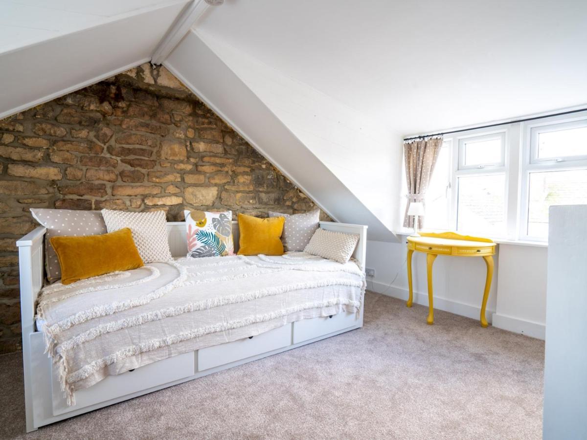 Quarry Cottage Courtyard Garden Pass The Keys Cirencester Exteriér fotografie